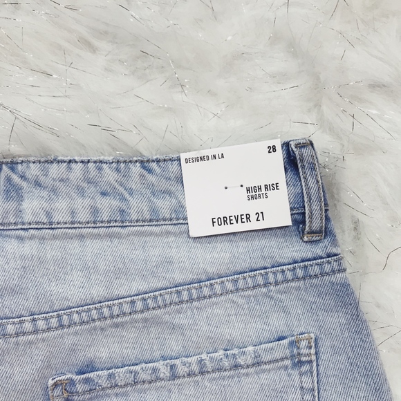 Forever 21 High Rise Shorts - Picture 3 of 4
